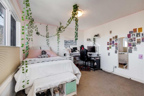 213 Silverado Ranch Manor Sw, Calgary, AB - Indoor Photo Showing Bedroom