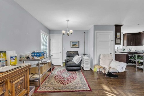 109 Hudson Road Nw, Calgary, AB - Indoor Photo Showing Other Room