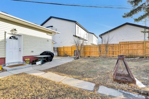 109 Hudson Road Nw, Calgary, AB - Outdoor