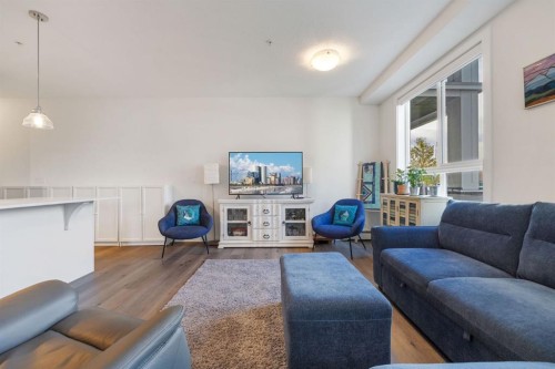 117-30 Walgrove Se, Calgary, AB - Indoor Photo Showing Living Room