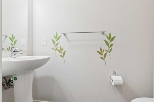 116 Walden Parade Se, Calgary, AB - Indoor Photo Showing Bathroom