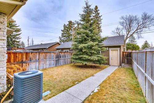3922 19 Street Sw, Calgary, AB - Outdoor