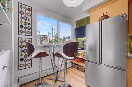 301-1309 14 Avenue Sw, Calgary, AB - Indoor