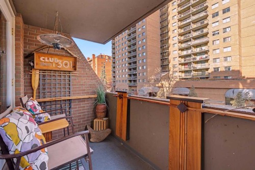 301-1309 14 Avenue Sw, Calgary, AB - Outdoor With Balcony