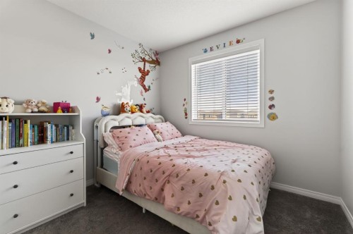 247 Belmont Heath Sw, Calgary, AB - Indoor Photo Showing Bedroom