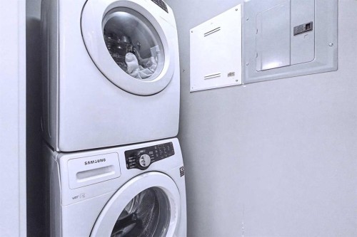 4408-155 Skyview Ranch Way Ne, Calgary, AB - Indoor Photo Showing Laundry Room