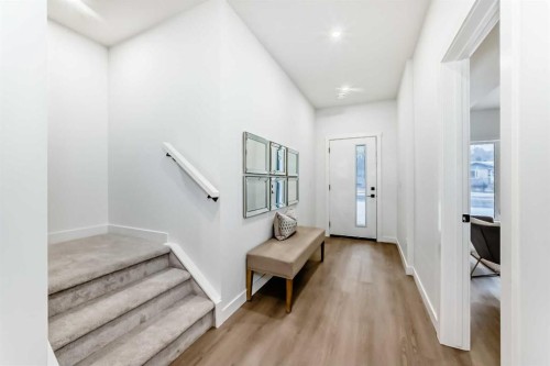 8530 Bowness Road Nw, Calgary, AB - Indoor Photo Showing Other Room