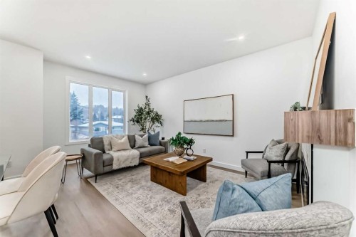 8530 Bowness Road Nw, Calgary, AB - Indoor Photo Showing Living Room