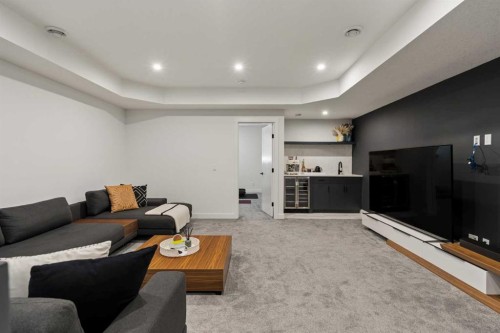 103 Haskayne Drive Nw, Calgary, AB - Indoor