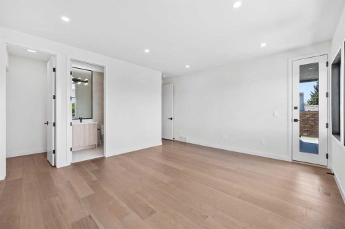 120 13 Street Ne, Calgary, AB - Indoor Photo Showing Other Room