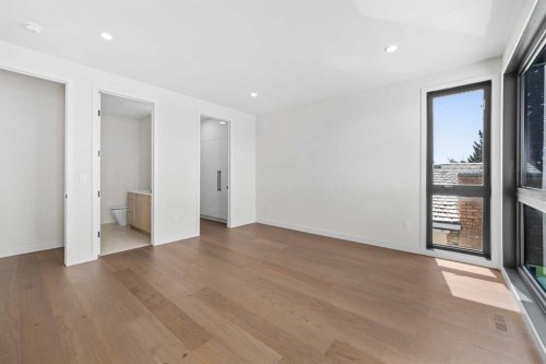 120 13 Street Ne, Calgary, AB - Indoor Photo Showing Other Room