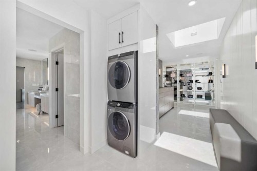 120 13 Street Ne, Calgary, AB - Indoor Photo Showing Laundry Room