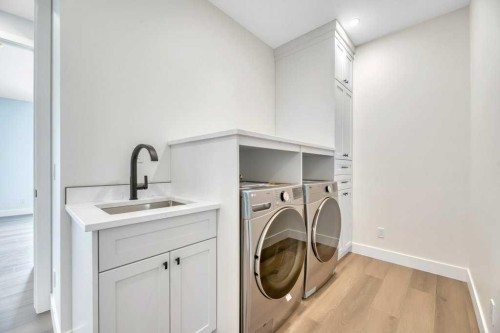 158 Speargrass Crescent, Carseland, AB - Indoor Photo Showing Laundry Room