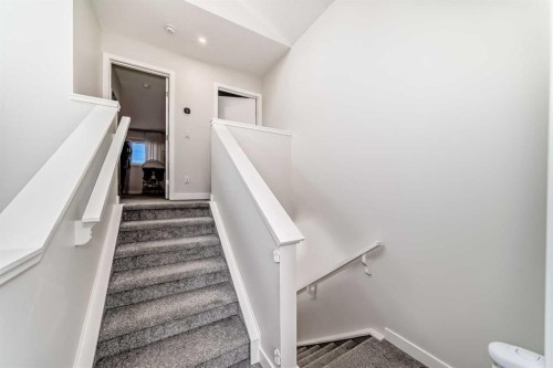 38 Lavender Road Se, Calgary, AB - Indoor Photo Showing Other Room