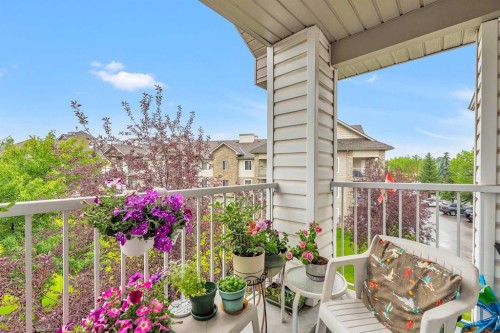 3340-6818 Pinecliff Grove Ne, Calgary, AB - Outdoor With Balcony