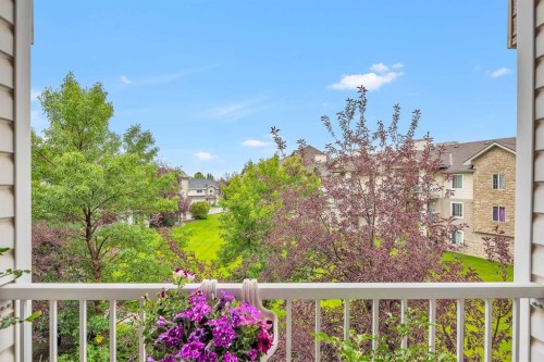 3340-6818 Pinecliff Grove Ne, Calgary, AB - Outdoor