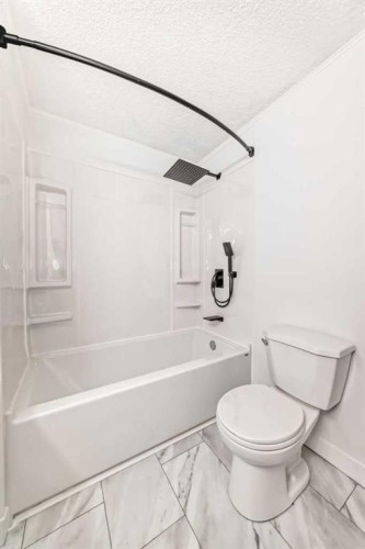 318 Aurora Drive Ne, High River, AB 