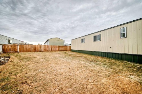 318 Aurora Drive Ne, High River, AB 