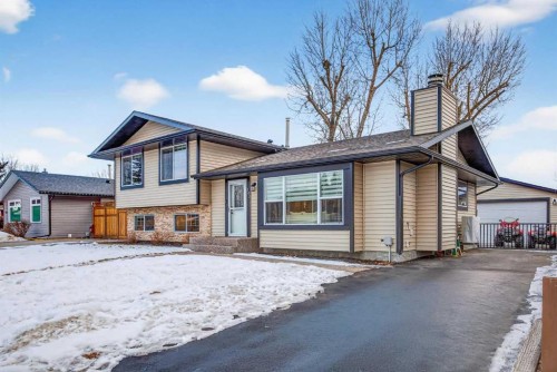 102 Hodson Crescent, Okotoks, AB - Outdoor