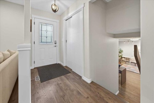 102 Hodson Crescent, Okotoks, AB - Indoor Photo Showing Other Room