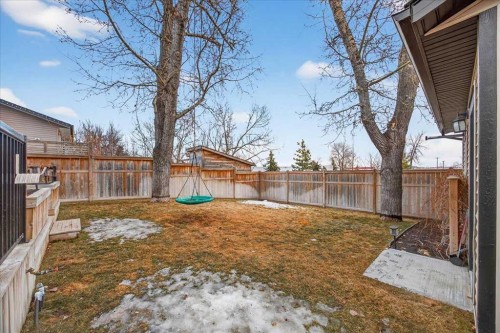 102 Hodson Crescent, Okotoks, AB - Outdoor