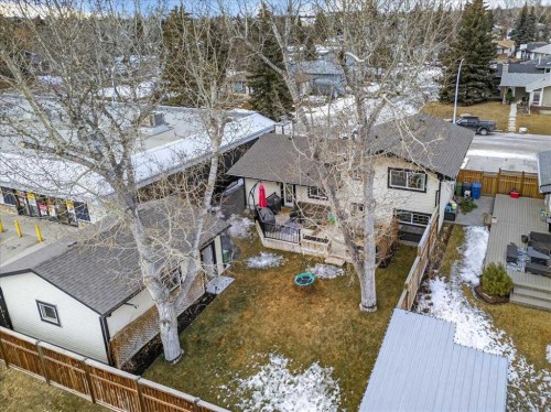 102 Hodson Crescent, Okotoks, AB - Outdoor