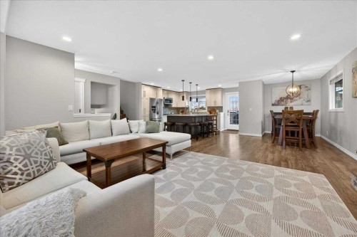102 Hodson Crescent, Okotoks, AB - Indoor Photo Showing Living Room