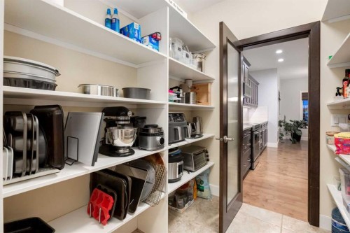 2050 High Country Rise, High River, AB - Indoor With Storage