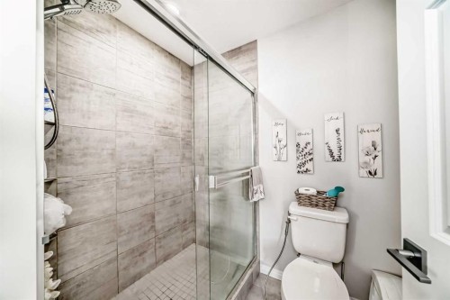 159 Evanscrest Park Nw, Calgary, AB - Indoor Photo Showing Bathroom
