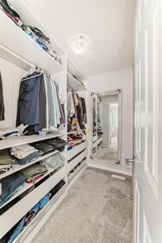 159 Evanscrest Park Nw, Calgary, AB - Indoor With Storage