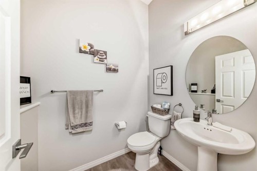 159 Evanscrest Park Nw, Calgary, AB - Indoor Photo Showing Bathroom
