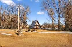 241037 RGE RD 241  Rural Wheatland County, AB T1P 2C3