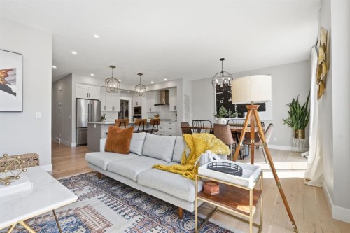19 Masters Green Se, Calgary, AB - Indoor Photo Showing Living Room