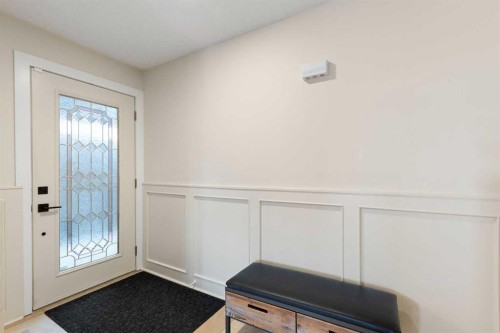 825-860 Midridge Drive Se, Calgary, AB - Indoor Photo Showing Other Room