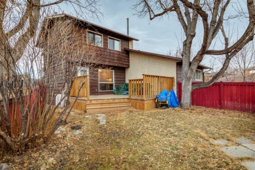 119 Whiteridge Place Ne, Calgary, AB - Outdoor