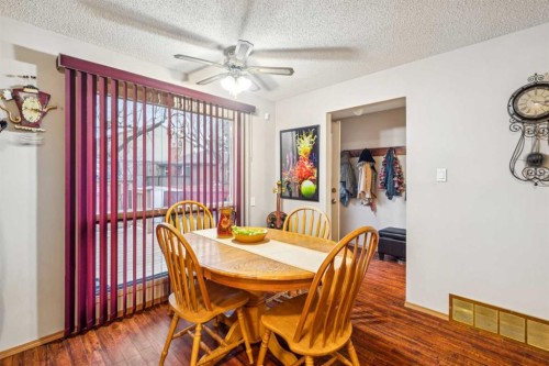 119 Whiteridge Place Ne, Calgary, AB - Indoor Photo Showing Dining Room