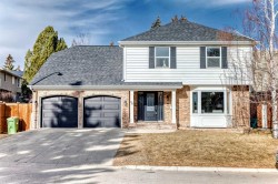 36 Stradbrooke Way SW Calgary, AB T3H 1S5
