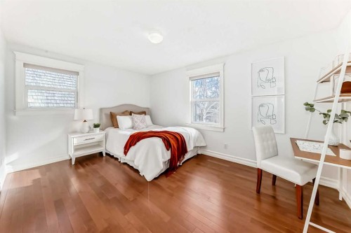 36 Stradbrooke Way Sw, Calgary, AB - Indoor Photo Showing Bedroom