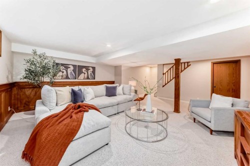 36 Stradbrooke Way Sw, Calgary, AB - Indoor Photo Showing Living Room