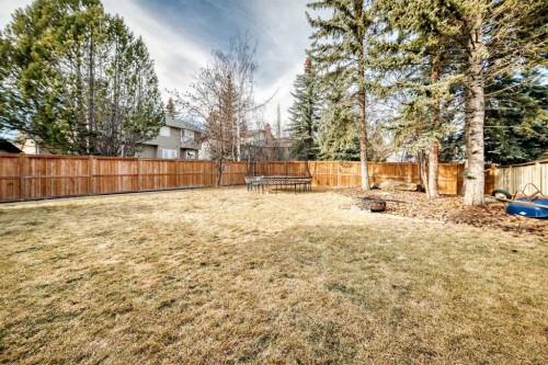 36 Stradbrooke Way Sw, Calgary, AB - Outdoor