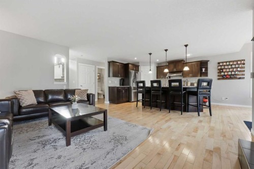 307 Valley Crest Court Nw, Calgary, AB - Indoor Photo Showing Living Room
