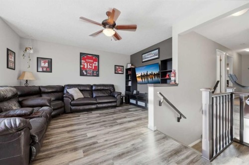 307 Valley Crest Court Nw, Calgary, AB - Indoor Photo Showing Living Room