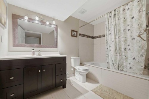 307 Valley Crest Court Nw, Calgary, AB - Indoor Photo Showing Bathroom