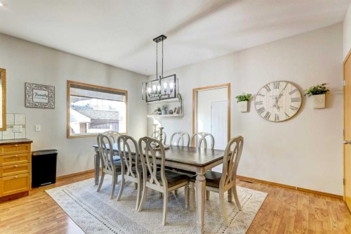 201 Aspen Way, Vulcan, AB 