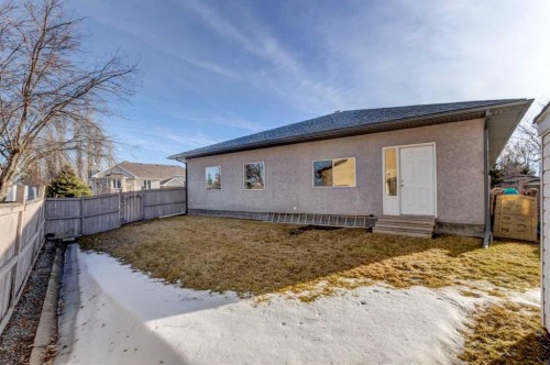 201 Aspen Way, Vulcan, AB 