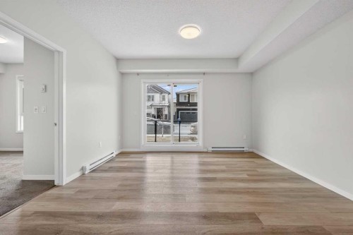 1106-33 Carringham Gate Nw, Calgary, AB - Indoor Photo Showing Other Room