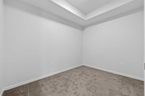 1106-33 Carringham Gate Nw, Calgary, AB - Indoor Photo Showing Other Room