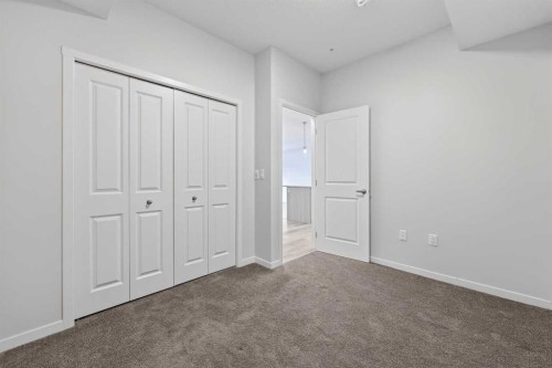 1106-33 Carringham Gate Nw, Calgary, AB - Indoor Photo Showing Other Room