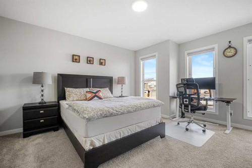 237 Walgrove Boulevard Se, Calgary, AB - Indoor Photo Showing Bedroom