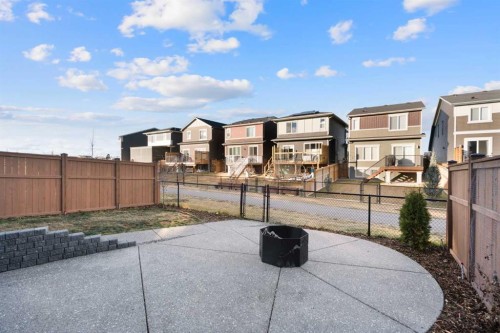 96 Emberside Glen, Cochrane, AB - Outdoor